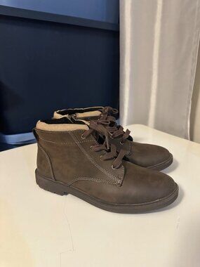 Kenneth Cole Strada Brady Brown Bootie Youth size 5